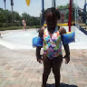 Meet your Posher, Alodia